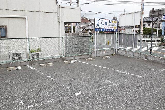 お車でご来院の方へ